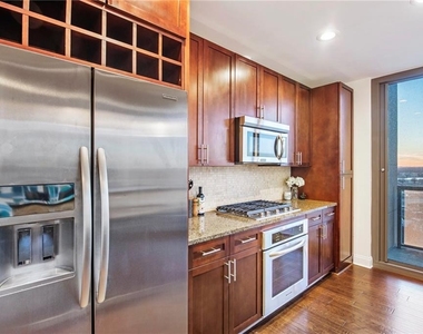270 17th Street Nw - Photo Thumbnail 7