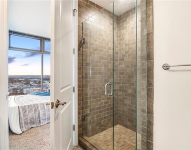 270 17th Street Nw - Photo Thumbnail 5