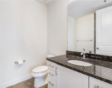 270 17th Street Nw - Photo Thumbnail 4