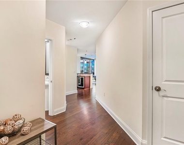 270 17th Street Nw - Photo Thumbnail 1