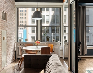 20 N State Street - Photo Thumbnail 9