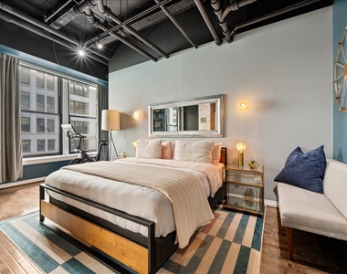 20 N State Street - Photo Thumbnail 15