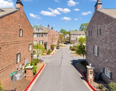 380 Rose Garden Lane - Photo Thumbnail 31