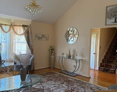 4658 Score Court - Photo Thumbnail 3