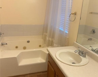 4658 Score Court - Photo Thumbnail 19