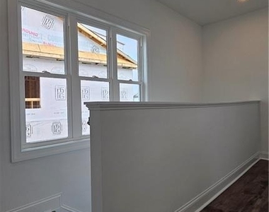 1118 Larkin Drive - Photo Thumbnail 30