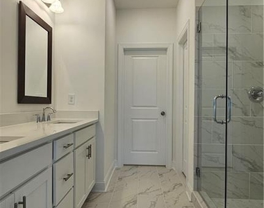 1118 Larkin Drive - Photo Thumbnail 33