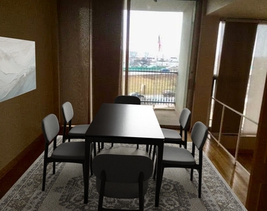 3200 N Lake Shore Drive - Photo Thumbnail 3