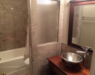 3200 N Lake Shore Drive - Photo Thumbnail 5