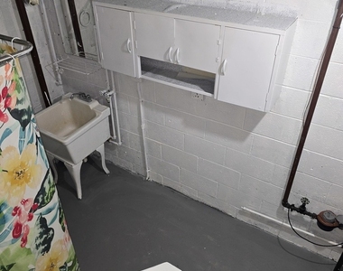 1813 W Norwood Street - Photo Thumbnail 6