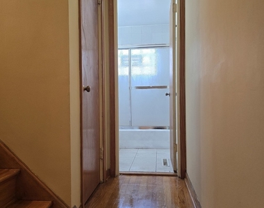 1813 W Norwood Street - Photo Thumbnail 15