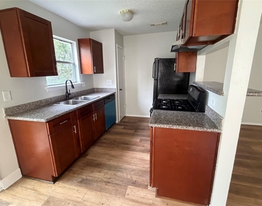 19463 Cypress Cliff Drive - Photo Thumbnail 2