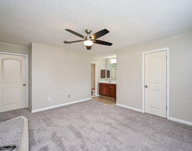 1114 Blue Diamond Drive - Photo Thumbnail 6