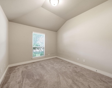 4603 Piper Shadow Lane - Photo Thumbnail 18