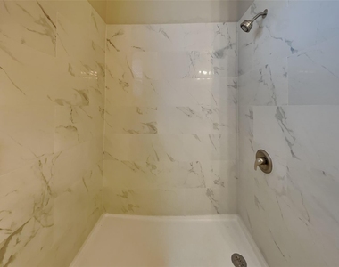 2918 Blue Dawn Drive - Photo Thumbnail 11