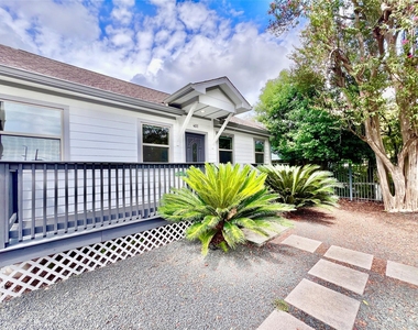 407 Vincent Street - Photo Thumbnail 5