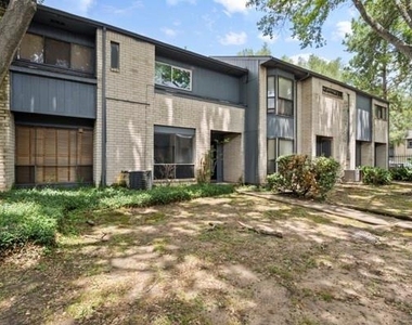 9005 Imogene Street - Photo Thumbnail 1