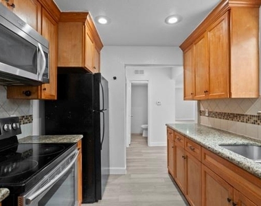 9005 Imogene Street - Photo Thumbnail 11