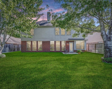 5222 Summerside Drive - Photo Thumbnail 21