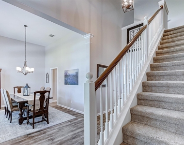 5222 Summerside Drive - Photo Thumbnail 13