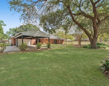 15276 Capitol Hill Road - Photo Thumbnail 10