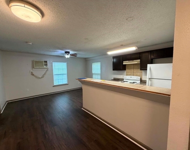 3028 Avenue M - Photo Thumbnail 1