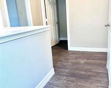 36 Woodland Hills Drive - Photo Thumbnail 7