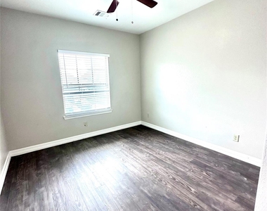 36 Woodland Hills Drive - Photo Thumbnail 14