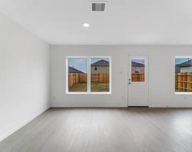 6319 Marigold Blaze Drive - Photo Thumbnail 6