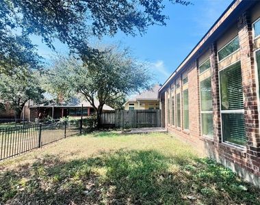 26327 Mercy Moss Lane - Photo Thumbnail 33