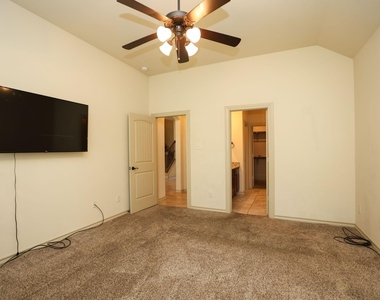 3222 Selene Drive - Photo Thumbnail 15