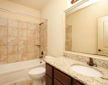 3222 Selene Drive - Photo Thumbnail 3
