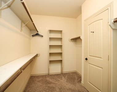 3222 Selene Drive - Photo Thumbnail 18