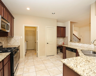 3222 Selene Drive - Photo Thumbnail 12
