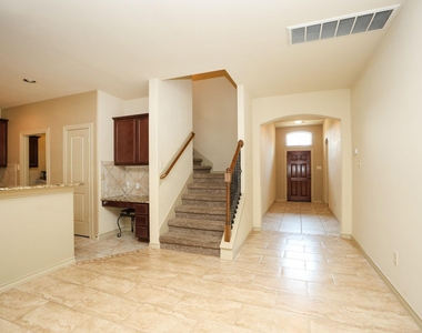 3222 Selene Drive - Photo Thumbnail 8