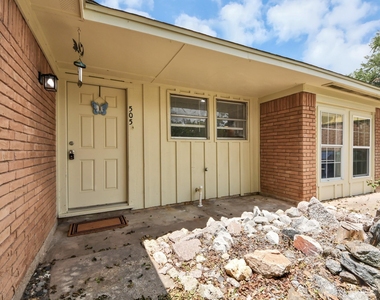 505 Jasmine Street - Photo Thumbnail 7