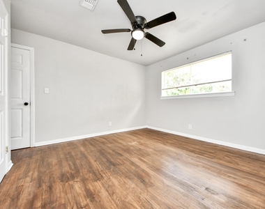 505 Jasmine Street - Photo Thumbnail 18