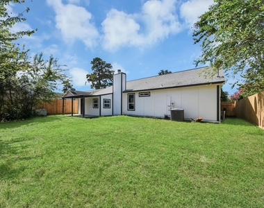 22814 Pebworth Place - Photo Thumbnail 8