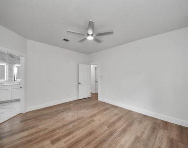 22814 Pebworth Place - Photo Thumbnail 38