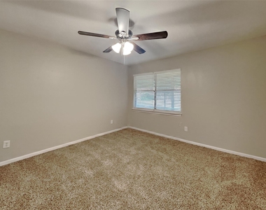 3126 Silver Springs Court - Photo Thumbnail 14