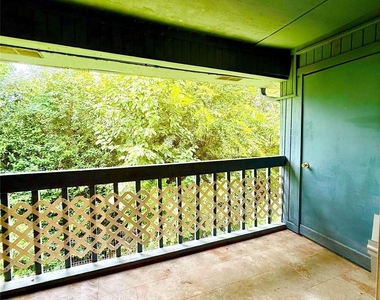 8360 Jorine Drive - Photo Thumbnail 16