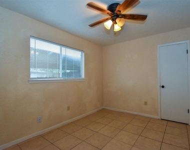 1522 Beaumont Road - Photo Thumbnail 18
