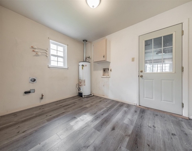 10902 Saint Marys Lane - Photo Thumbnail 25
