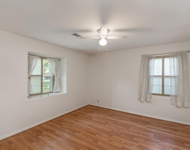 10902 Saint Marys Lane - Photo Thumbnail 19