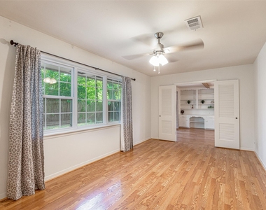10902 Saint Marys Lane - Photo Thumbnail 4