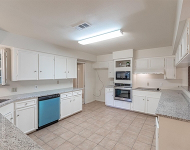 10902 Saint Marys Lane - Photo Thumbnail 9