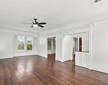 808 W Main Street - Photo Thumbnail 4