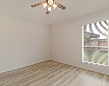 12804 Flat Creek Drive - Photo Thumbnail 21