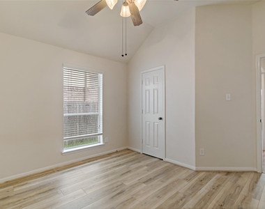 12804 Flat Creek Drive - Photo Thumbnail 20