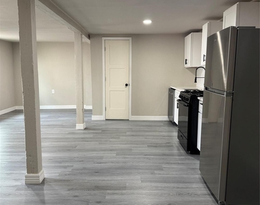 3417 Wisconsin Street - Photo Thumbnail 10